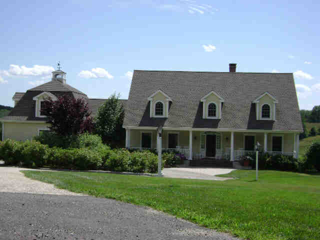 Building photograph for 11 CARMEL HILL RD N